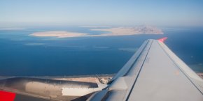 Flight over the Red Sea