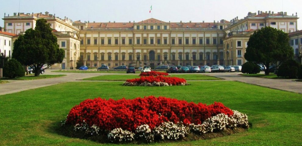 TRAVELSAVERS Worldwide Independent Network